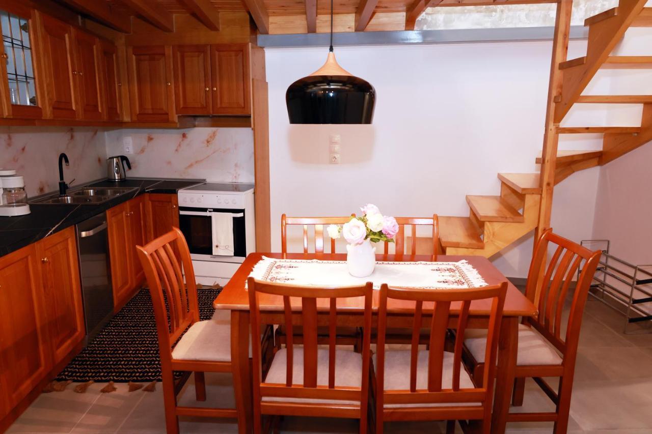 Cane'S Family Guest House Пломарион Экстерьер фото